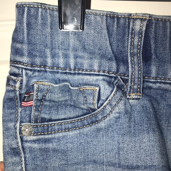 Girl’s Vigoss Stretch Shorts - Picture 2 of 7